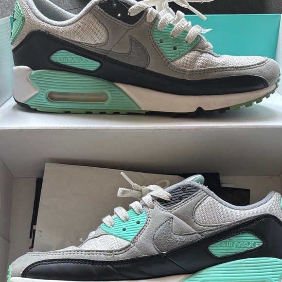 Nike Air Max 90 Sneakers in White Particle Grey & Hyper Turquoise GUC - Picture 4 of 9